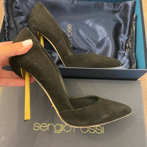 Authentic Sergio Rossi Suede Pump - Picture 2 of 5